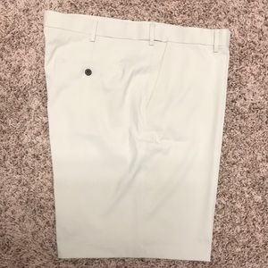 MEN’S SAVANE DRESS SHORTS SZ 40